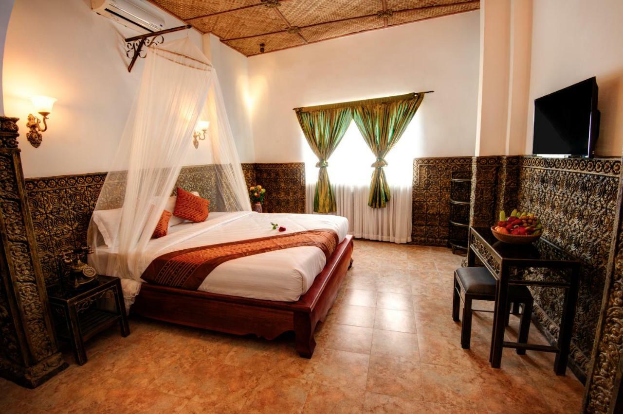 Le Grand Palais Boutique Hotel Phnom Penh Zewnętrze zdjęcie
